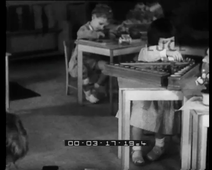 Il metodo Montessori presso la Regia Scuola Magistrale Montessori.-(480p).mp4