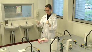 07-RONZANI-CAROLE-poste-de-securite-microbiologique-HD